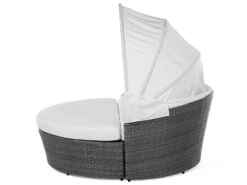 Cama De Exterior De Ratán Gris/blanco Crema SYLT LUX 19 Cama De Exterior De Ratán Gris/blanco Crema SYLT LUX -Beliani undef src sa picid 679672 type whitesh image