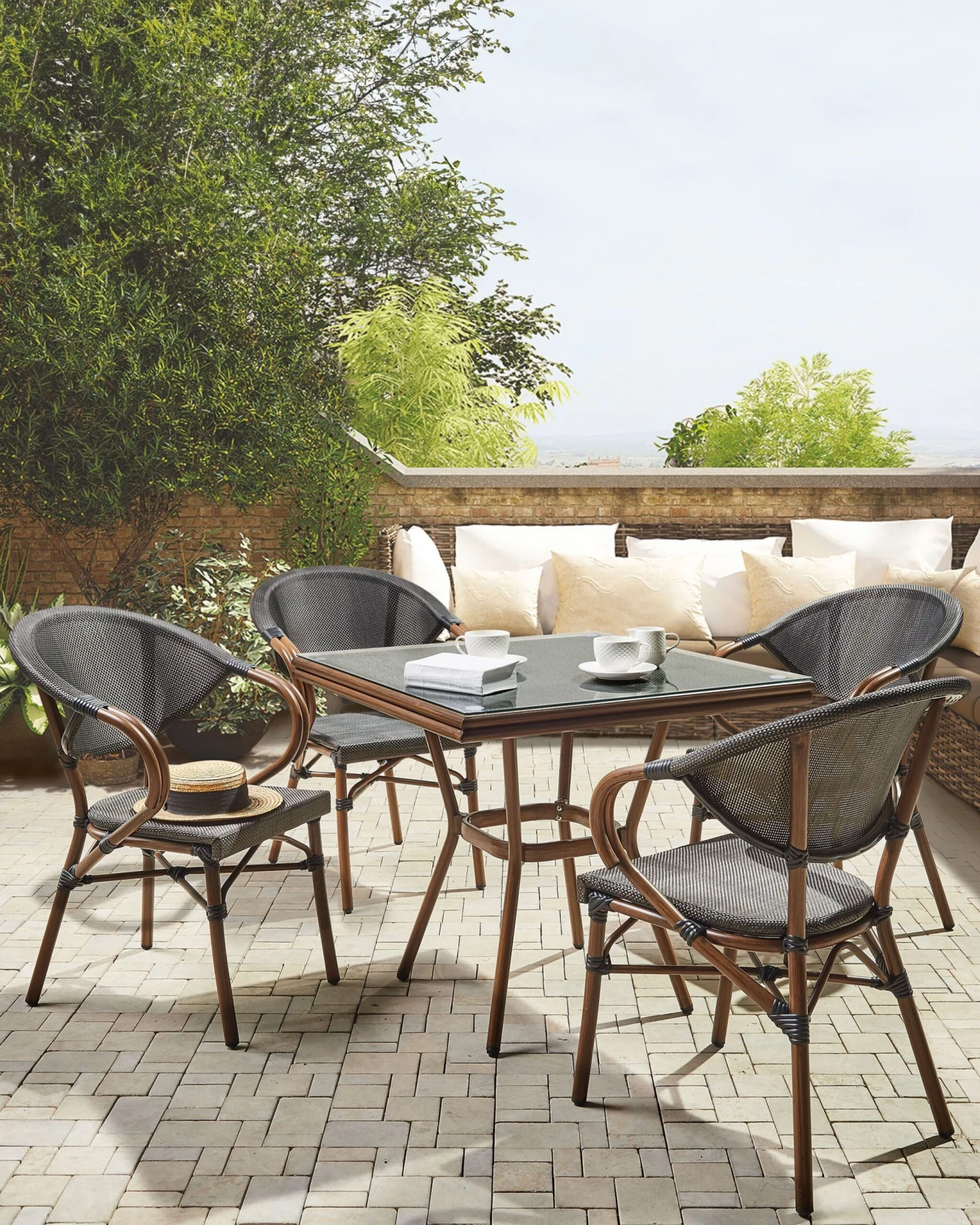 Conjunto De 4 Sillas De Jardín Gris/madera Oscura CASPRI 4 Conjunto De 4 Sillas De Jardín Gris/madera Oscura CASPRI - Imagen 2