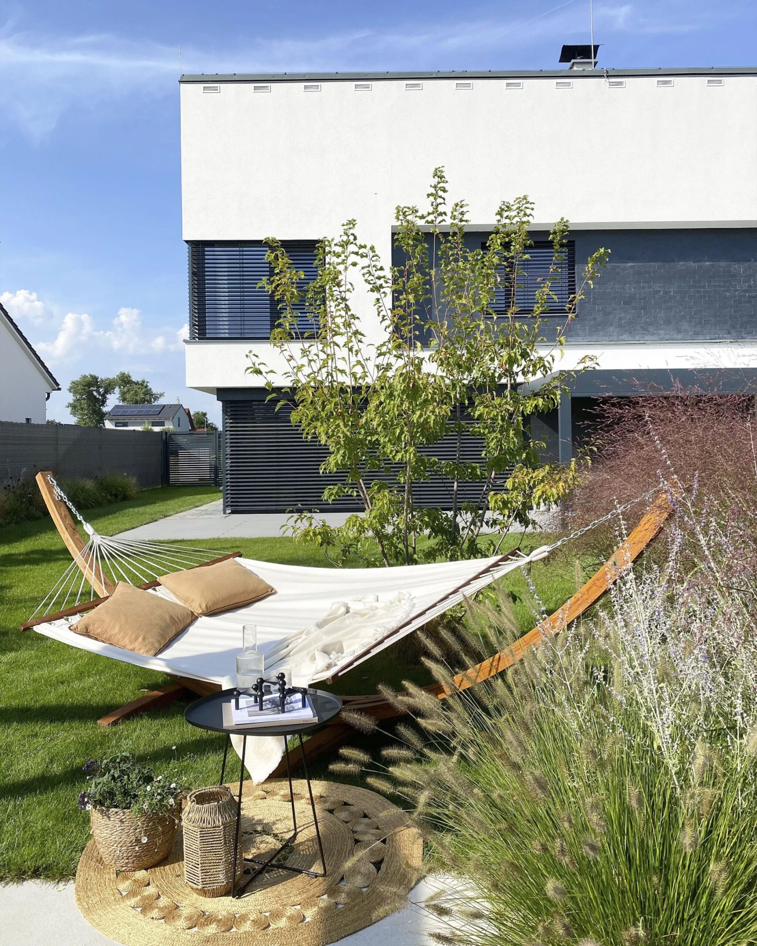 Hamaca De Madera De Alerce Oscura/blanco Crema 415 Cm TREVISO 5 Hamaca De Madera De Alerce Oscura/blanco Crema 415 Cm TREVISO - Imagen 3