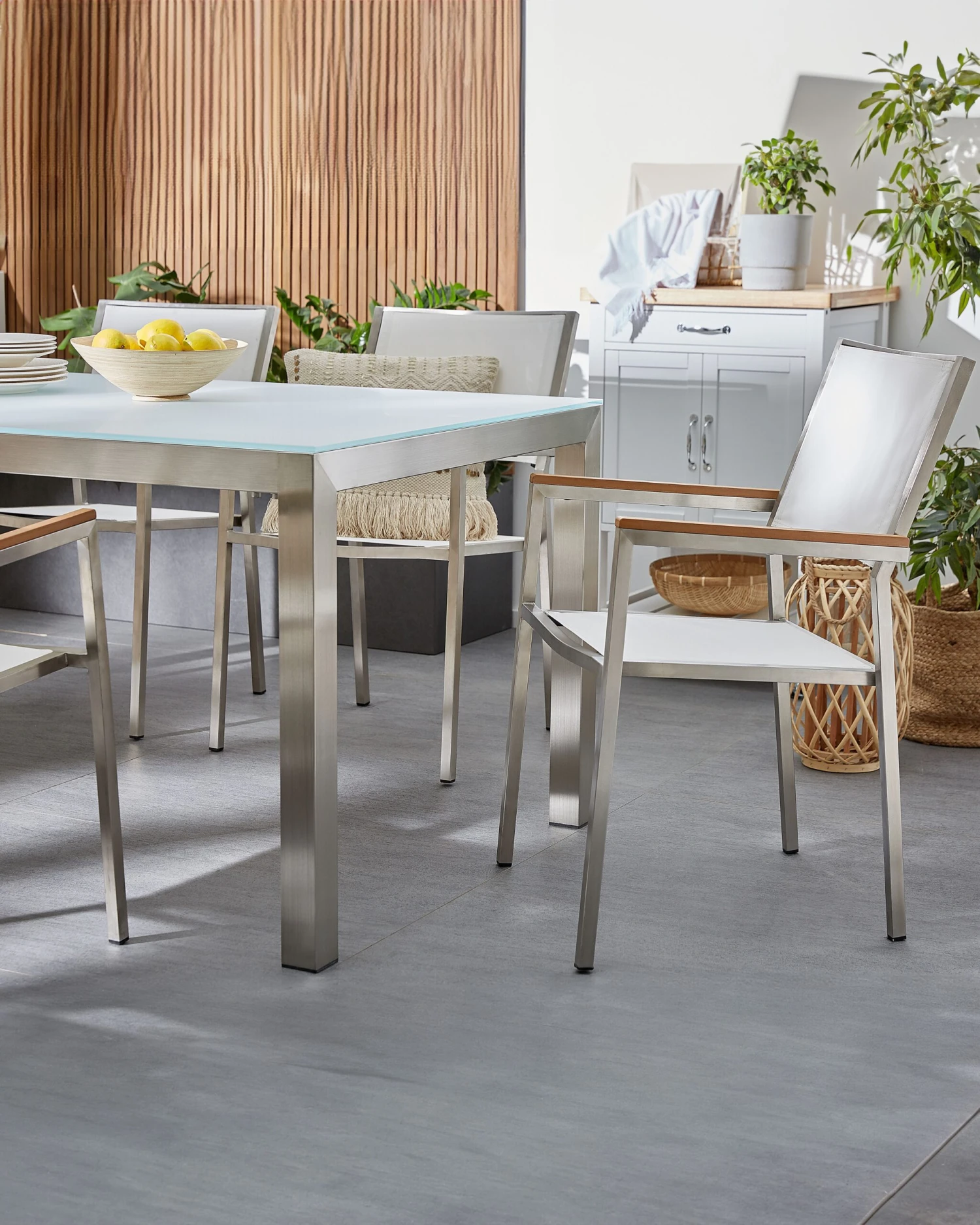 Conjunto De 4 Sillas De Jardín De Poliéster/acero Blanco/plateado/madera Clara GROSSETO 4 Conjunto De 4 Sillas De Jardín De Poliéster/acero Blanco/plateado/madera Clara GROSSETO - Imagen 2