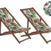Conjunto De 2 Tumbonas De Jardín Madera Oscura Con Tela Verde/blanco/rojo ANZIO 1 Conjunto De 2 Tumbonas De Jardín Madera Oscura Con Tela Verde/blanco/rojo ANZIO -Beliani undef src sa picid 819802 type whitesh image