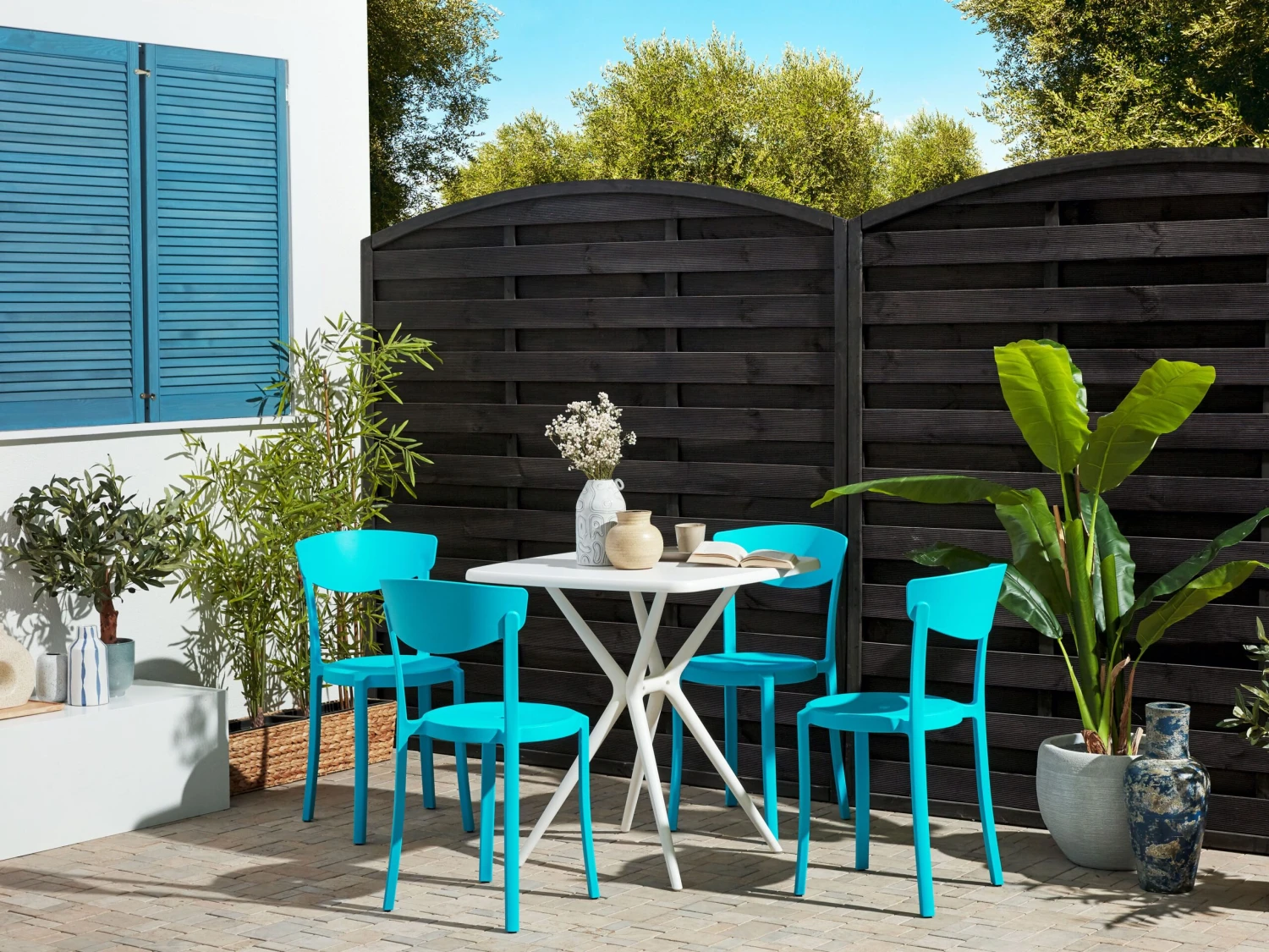 Conjunto De Comedor 4 Plazas De Material Sintético Blanco/azul Turquesa SERSALE/VIESTE 4 Conjunto De Comedor 4 Plazas De Material Sintético Blanco/azul Turquesa SERSALE/VIESTE - Imagen 2