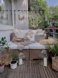 Conjunto De Exterior 2 Plazas De Ratán Marrón/blanco Crema NOTO 14 Conjunto De Exterior 2 Plazas De Ratán Marrón/blanco Crema NOTO -Beliani undef src sa picid 824442 type whitesh image