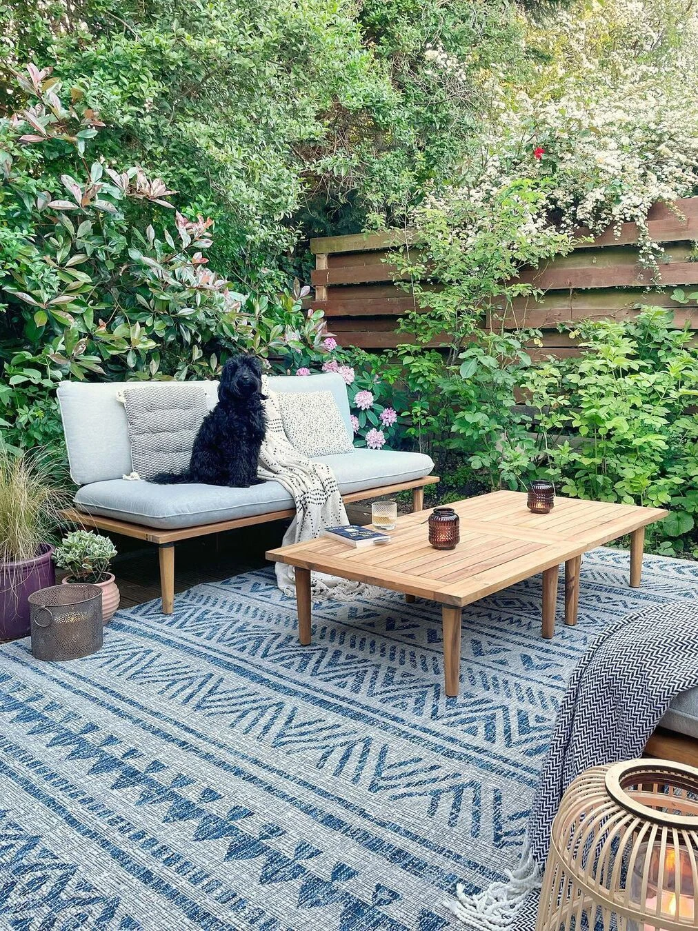 Conjunto De Jardín 4 Piezas En Madera De Acacia Gris Claro FRASCATI 10 Conjunto De Jardín 4 Piezas En Madera De Acacia Gris Claro FRASCATI - Imagen 8