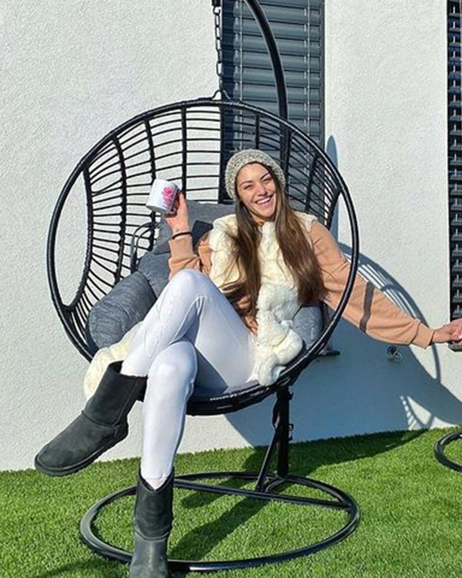 Silla Colgante De Ratán Negra ASPIO 5 Silla Colgante De Ratán Negra ASPIO - Imagen 3