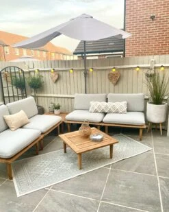 Conjunto De Jardín 4 Piezas En Madera De Acacia Gris Claro FRASCATI 20 Conjunto De Jardín 4 Piezas En Madera De Acacia Gris Claro FRASCATI -Beliani undef src sa picid 828720 type whitesh image