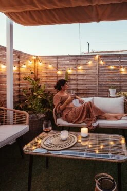 Conjunto De Jardín 4 Plazas Color Natural CORINTH II 18 Conjunto De Jardín 4 Plazas Color Natural CORINTH II -Beliani undef src sa picid 831754 type whitesh image 1