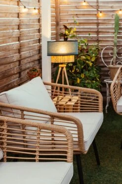 Conjunto De Jardín 4 Plazas Color Natural CORINTH II 19 Conjunto De Jardín 4 Plazas Color Natural CORINTH II -Beliani undef src sa picid 831755 type whitesh image 1