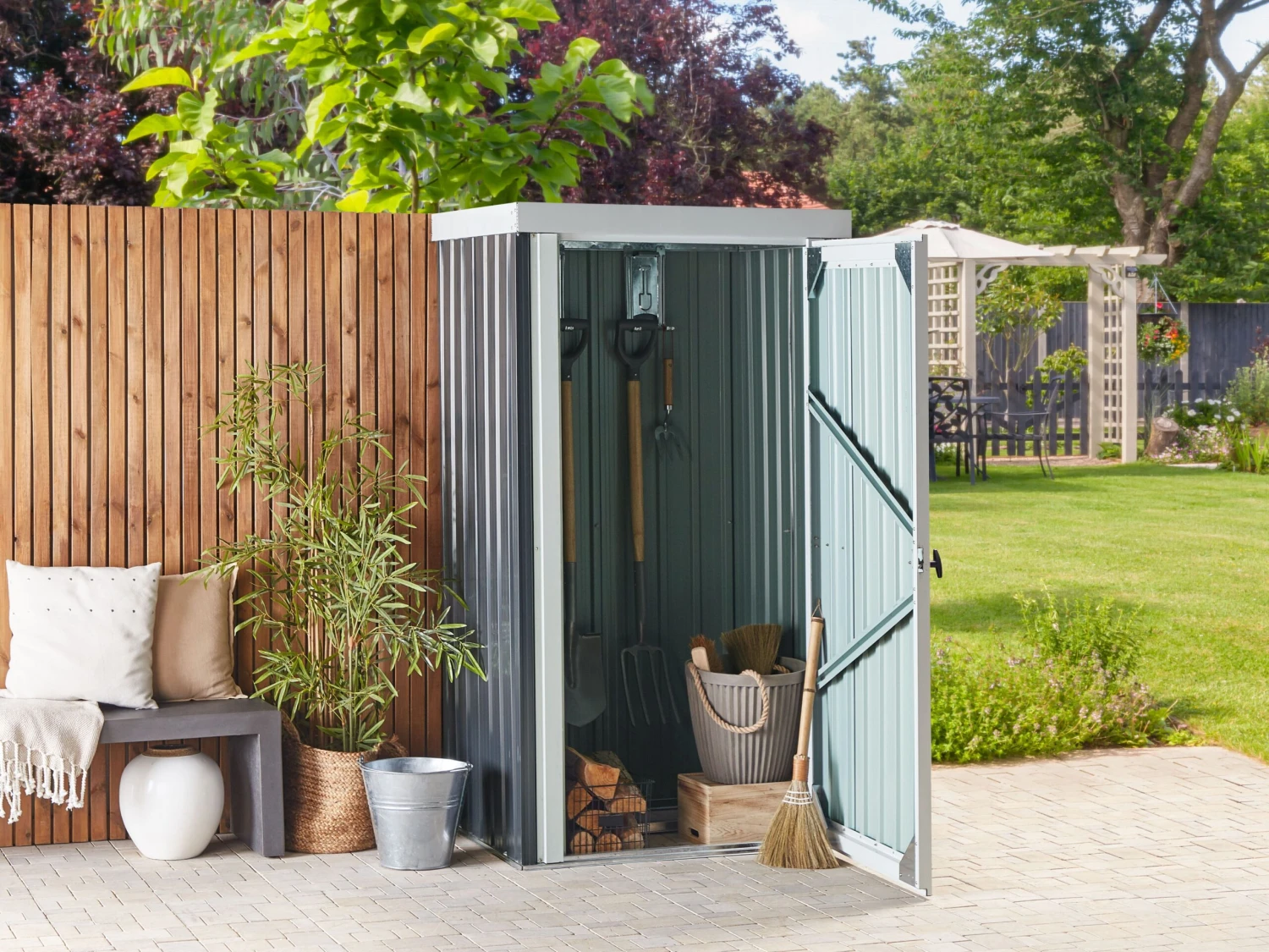 Cobertizo De Jardín De Metal Gris Grafito/blanco Crema 180 Cm UMBRIA 5 Cobertizo De Jardín De Metal Gris Grafito/blanco Crema 180 Cm UMBRIA - Imagen 3