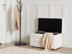 Otomana Blanca 72 X 40 Cm MICHIGAN 13 Otomana Blanca 72 X 40 Cm MICHIGAN -Beliani undef src sa picid 850170 type whitesh image